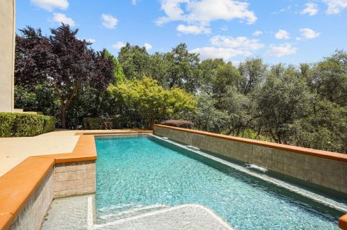 6069 Aldea Dr, Folsom CA 95762-7717 exterior