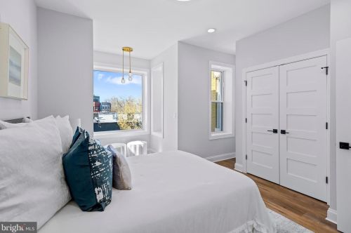 1551 4th St, Washington DC  20001-1905 exterior