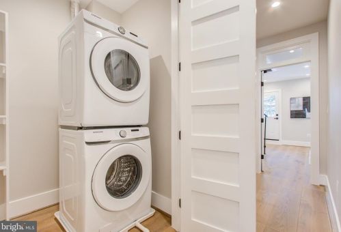 3904 13th St, Washington DC 20003-4108 exterior