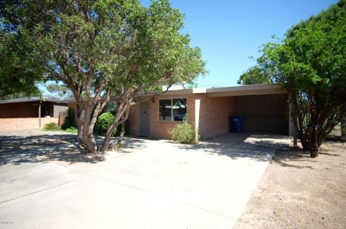4352 La Cienega St, Tucson AZ  85712-1114 exterior