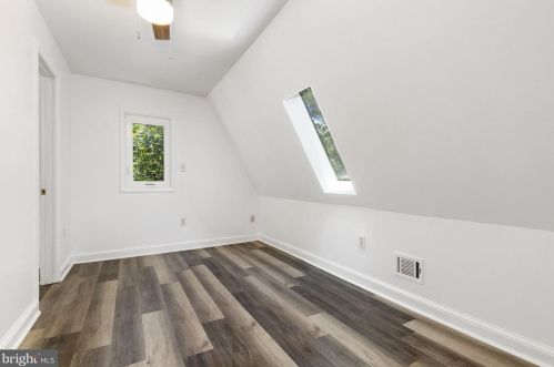 13763 Travilah Rd, Rockville MD 20850-3532 exterior