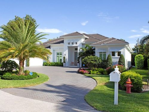 796 Anderson Dr, Naples, FL 34103-2811