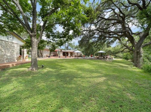 9604 Flintrock Cir, Austin TX 78737-1113 exterior