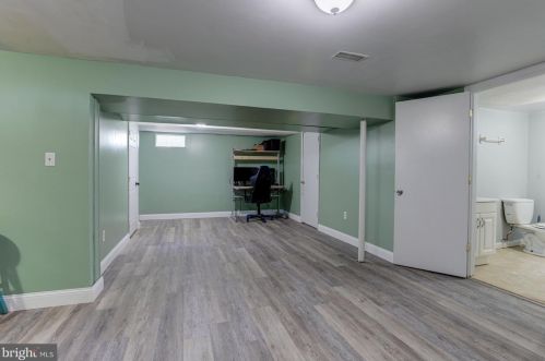 804 Casual Ct, Glen Burnie MD 21061-2105 exterior