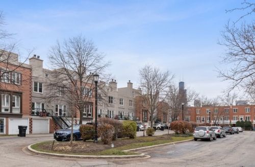 20 15th St, Chicago IL  60605-2732 exterior