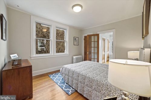 1700 Hobart St, Washington DC 20009-3705 exterior