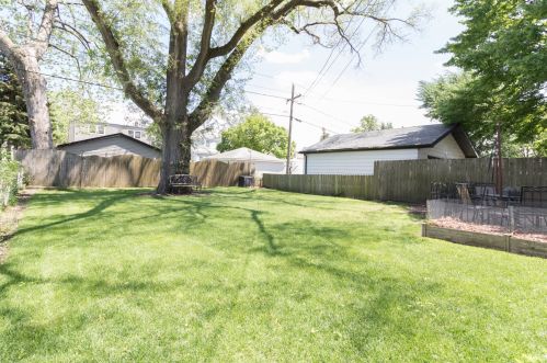 8805 Sacramento, Chicago IL 60805-1223 exterior