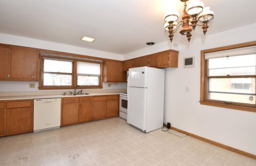 3332 Morgan Ave, Milwaukee WI 53221-1019 exterior