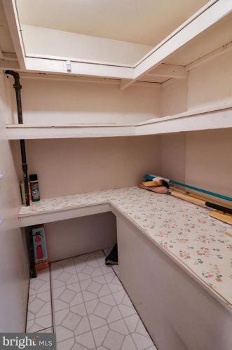 1201 Clagett Dr, Rockville MD 20851-2116 exterior