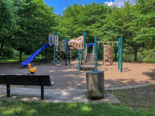 1292 Balsam Trl, Saint Paul MN 55123-1707 exterior