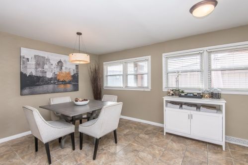 9911 Sarasota Pl, Milwaukee WI 53222-1459 exterior