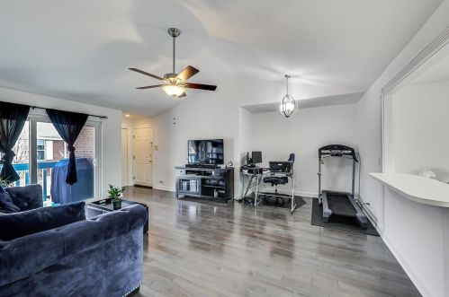 4748 Elston Ave, Chicago, IL 60630-4003