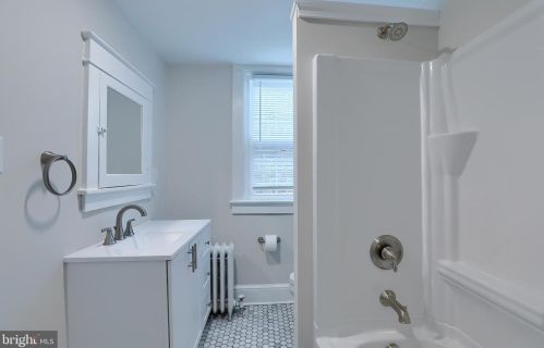 22 Caroline St, Lancaster PA  17603-5104 exterior