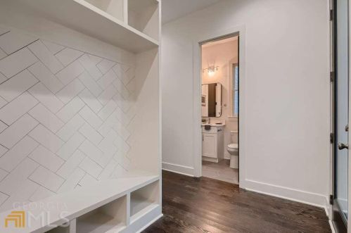 1319 Black Oak Dr, Atlanta GA 30316-2702 exterior