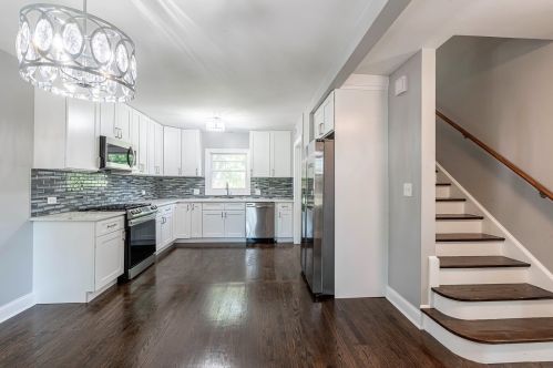 2121 77th Ct, Chicago IL  60707-3017 exterior