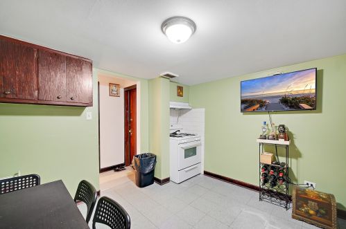 6201 Kilpatrick Ave, Chicago IL 60652-3050 exterior