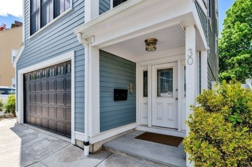 30 Middle St, Boston MA exterior