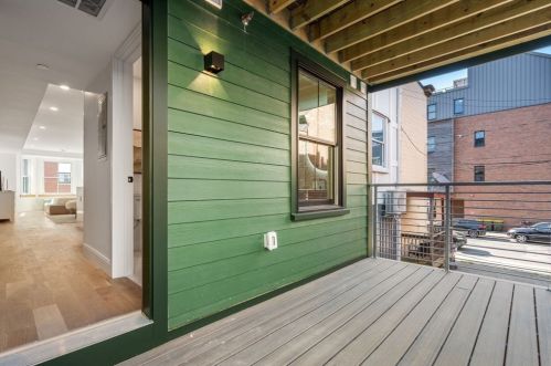 32 Orleans St, Boston MA exterior