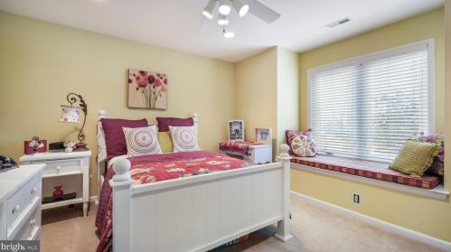 3340 Mnr Rd, Huntingdon Valley PA exterior