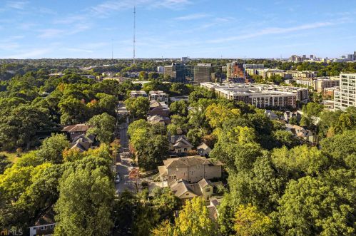 653 Bonaventure Ave, Atlanta GA 30306-4304 exterior