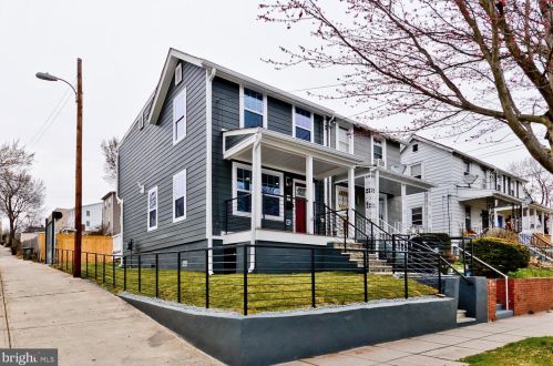 4650 Hayes St, Washington, DC 20019-3611