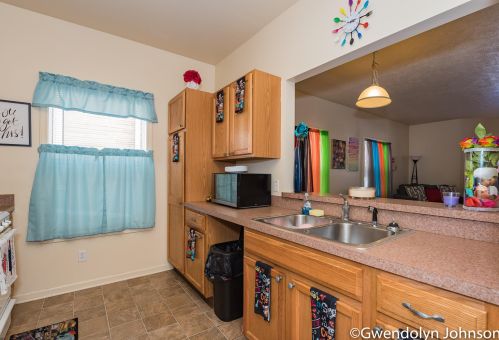 930 Sheldon Ave, Grand Rapids MI 49507-1166 exterior