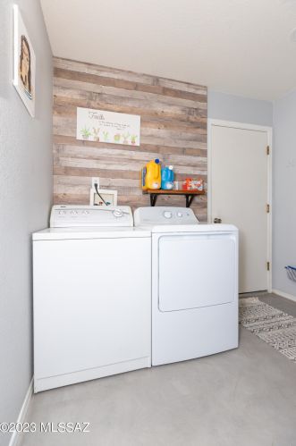 1653 Gaffer Pl, Tucson AZ  85746-3401 exterior