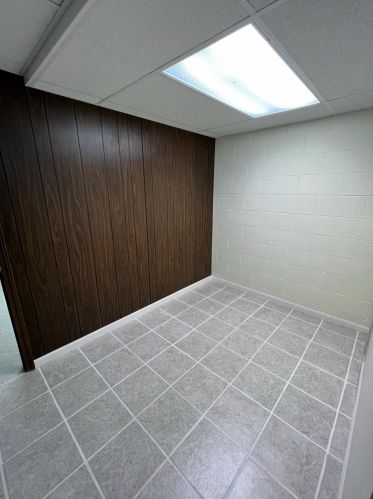 135 Grn Crk Rd, Meskegon MI 49445-2250 exterior