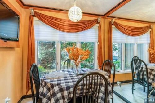 18 Cedarwood Ter, West Paterson NJ exterior