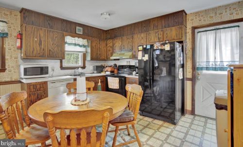 1013 Glasgow St, Pottstown PA 19464-6218 exterior