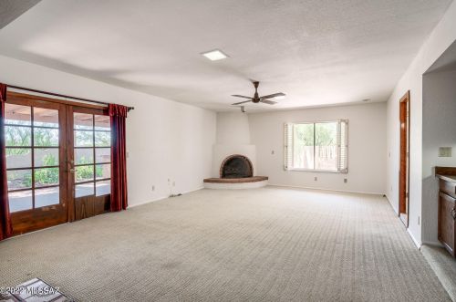 4421 Camino Gacela, Tucson AZ  85718-6807 exterior