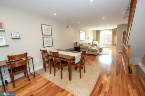 2932 Juniper St, Philadelphia PA 19148-4951 exterior