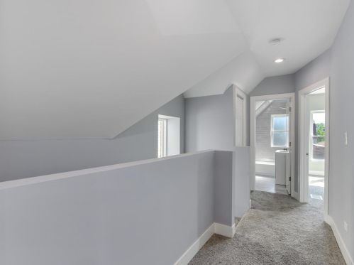 2047 Keeler Ave, Chicago IL 60803-1614 exterior