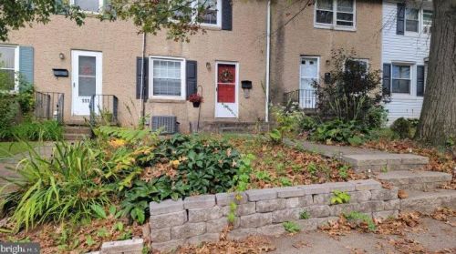 109 Sunrise Dr, Pottstown, PA 19464-5019