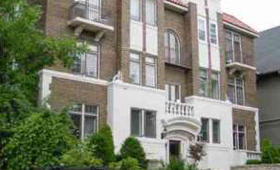 2634 Maryland Ave, Milwaukee WI  53211-3700 exterior