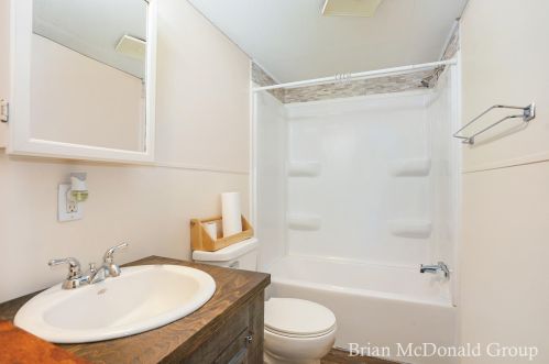 2295 136th St, Grant MI  49327-9643 exterior