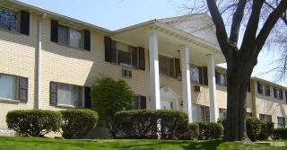 5022 Sheboygan Ave, Madison WI  53705-2800 exterior