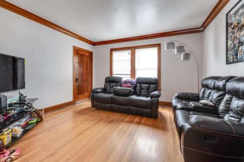 5117 Barry Ave, Chicago IL 60634-4966 exterior