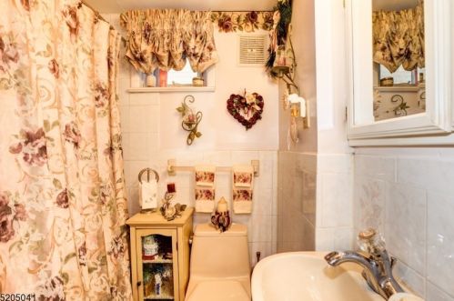 170 Oliver St, Newark NJ 07105-2007 exterior