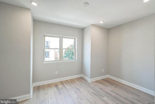 1702 22nd St, Philadelphia PA 19140-3831 exterior