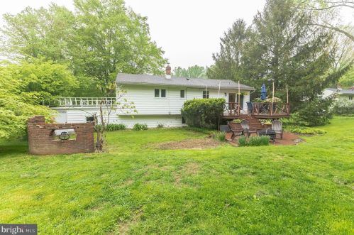 7 Devon Ln, Media PA 19063-4408 exterior