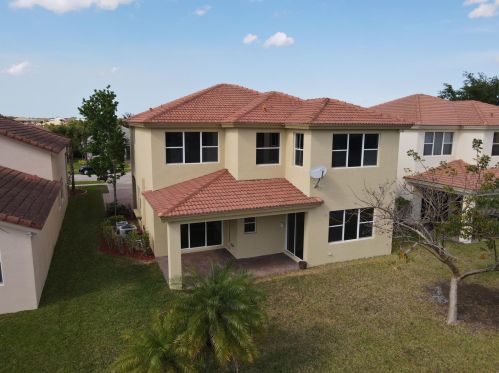 2213 Newport Is Blvd, Fort Pierce FL 34953-4378 exterior