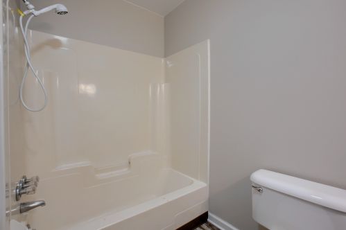 9530 Estergreen St, Algonac MI 48001-4324 exterior