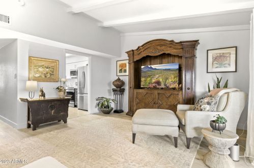 4312 28th Way, Phoenix AZ  85016-5811 exterior