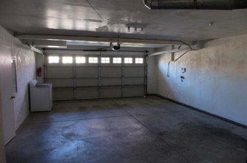 100 John Henry Cir, Folsom CA 95630-8132 exterior