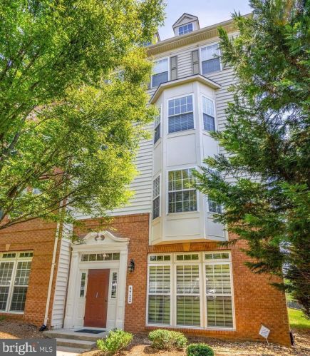 5722 Callcott Way, Alexandria, VA 22312-4120