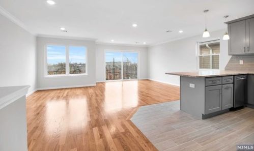 609 Hunterdon St, Newark NJ  07108-1918 exterior