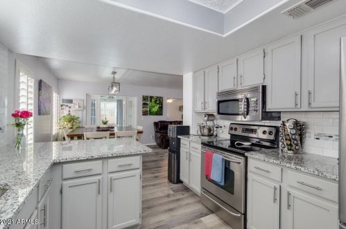 17244 46 Pl, Phoenix AZ 85042-5310 exterior