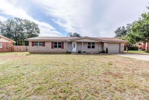 6345 Starhill Dr, Milton, FL 32570-3751