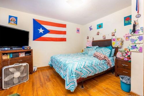 338 Cherry St, New Britain CT 06051-3507 exterior